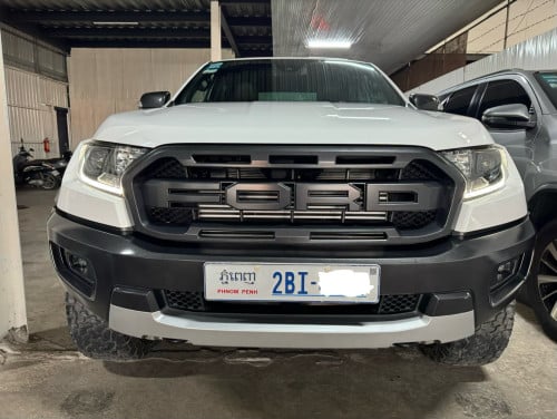 ខ្ចីញិញ Ford Ranger Raptor 2020 សុីនមួយជុំកាត់ពីម្ចាស់ដើមផ្ទាល់ តម្លៃ 41800$ Tel: 012892537