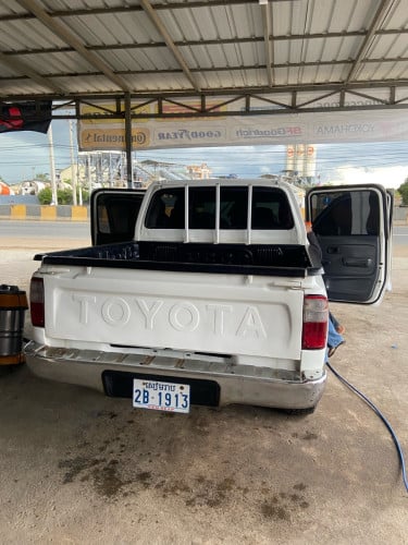 លក់Hilux tiger 99 ឡើង 02 លេខដៃកាប់ពីតាស់4*4wd
