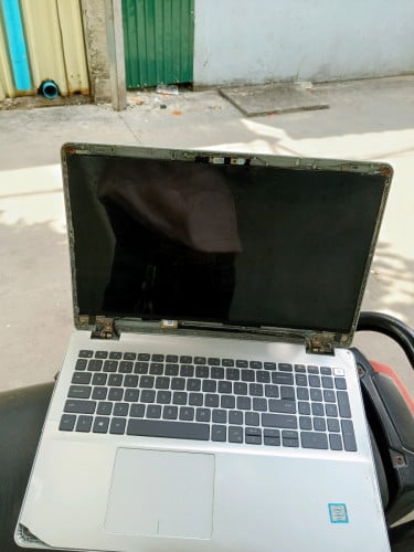 លក់i5)R4)8GSSD240Gនៅស្អាតអត់ឆ្នាំងសាក