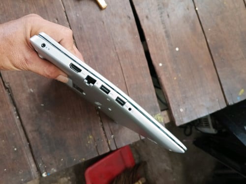 លក់i5)R4)8GSSD240Gនៅស្អាតអត់ឆ្នាំងសាក