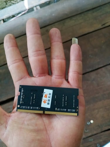 លក់i5)R4)8GSSD240Gនៅស្អាតអត់ឆ្នាំងសាក