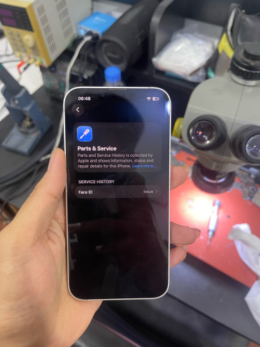 លក់IPhone 13 តម្លៃ210$