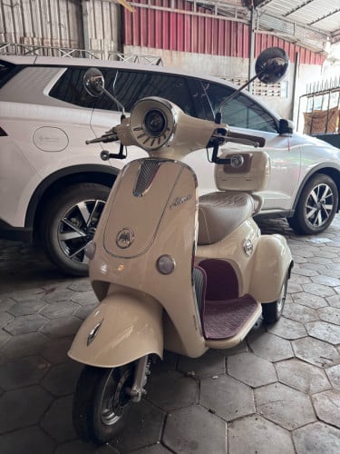 កង់អាគុយ សាកមួយពេញជិះបាន ៥០km ល្បឿនអតិបរិមា 37km/h