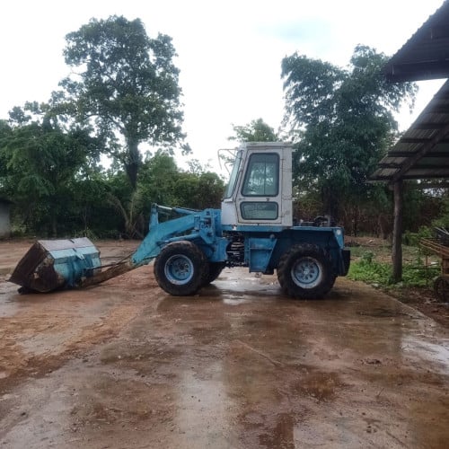 ត្រាក់ទ័រ  Mitsubishi ws500A ឆ្នាំ 1998 លក់ 9500$