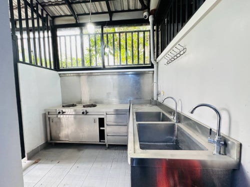 វីឡាទោលម៉ូឌែន (Modern) ក្នុងបុរី អង្គរភ្នំពេញ2 ត្រូវការលក់បន្ទាន់ខ្លាំង