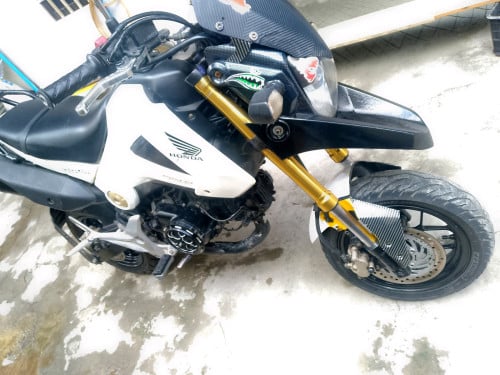 ចង់លក់Msx015មួយសុីនក្រុមហ៑ុនមានគ្រឿងលេងខ្លះៗម៉ាសុិនតាន់  លក់ប្រញ៉ាប់លុយ