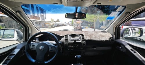 ខ្ញុំត្រូវការលក់រថយន្តNISSAN NAVARA ឆ្នាំ2008 FULL OPTION អូតូកាប់ពីតាស់
