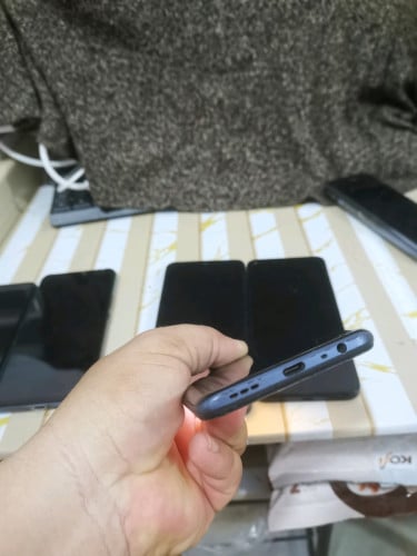 សៀមរាប លក់រឺដូរ Oppo A53 បែកប្រើបាន