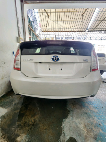 កំពូលថ្មី Prius 2013 option3 SOLA មូល1លាន%