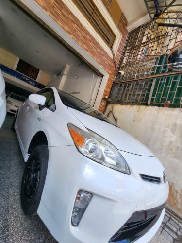 កំពូលថ្មី Prius 2013 option3 SOLA មូល1លាន%