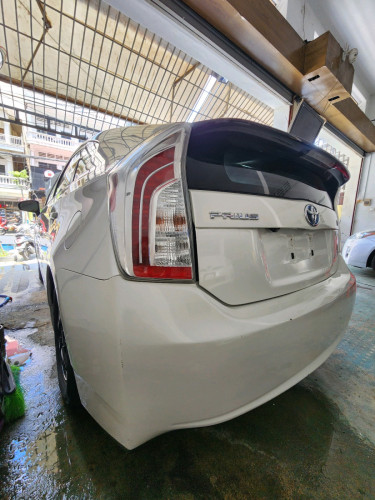 កំពូលថ្មី Prius 2013 option3 SOLA មូល1លាន%