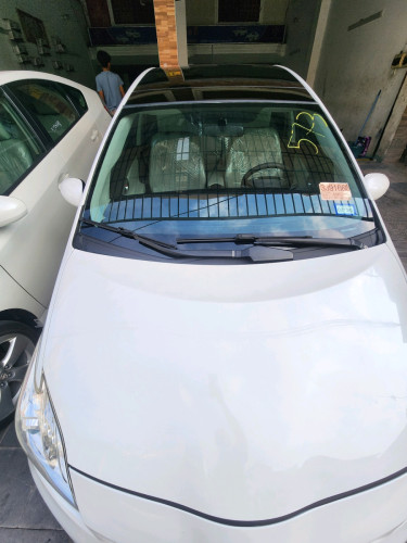 កំពូលថ្មី Prius 2014 option3 SOLA មូល1លាន%