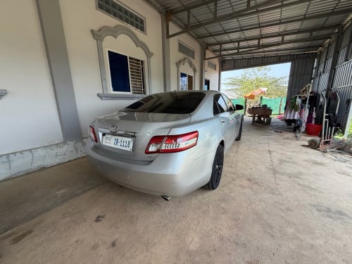 លក់​ប្រញាប់​លុយ​ TOYOTA Camry 010 XLE