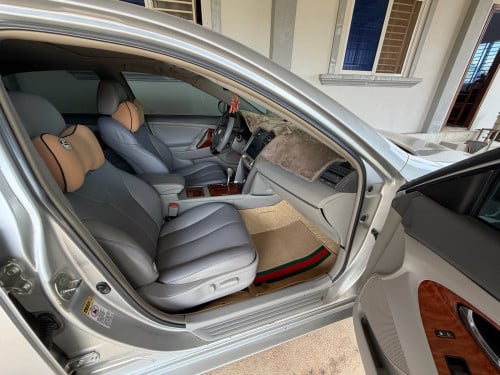 លក់​ប្រញាប់​លុយ​ TOYOTA Camry 010 XLE