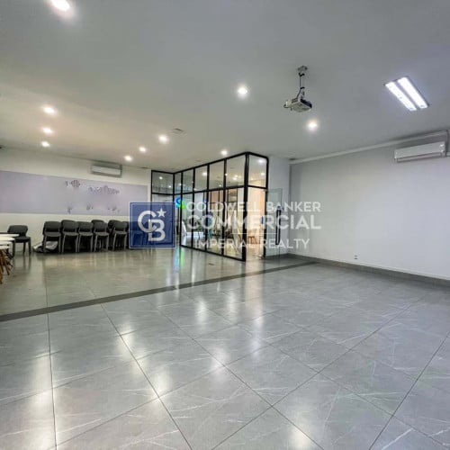 🏢 Office Space 98​ sqm  for rent at Bkk1 (OF-038) ✅