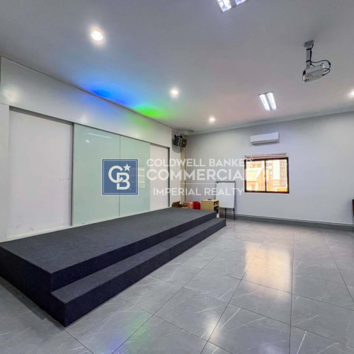 🏢 Office Space 98​ sqm  for rent at Bkk1 (OF-038) ✅