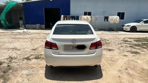 ញ៉ាប់លុយ 💵 full option ប៉ុង1 ឆ្នាំ 06 នៅស្អាតទាំងអស់ 16000$ចរចា  097 861 6628