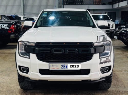 🚗Ford Ranger XLT ឆ្នាំ2023  ថ្មីខ្លាំង🎉កាត់ពីរម្ចាស់ដេីម សោពីរគ្រាប់