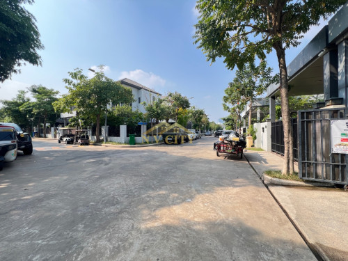 ផ្ទះវីឡាជួល-Villa for Rent-私人别墅出租_Chip Mong Landmark 271