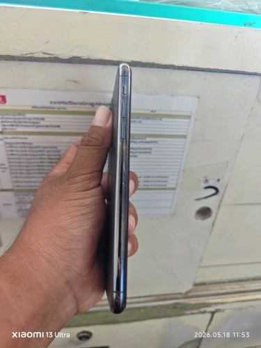 11Promax សុំណុំសុីនថ្មនៅ 79%តួរនៅបាន97%