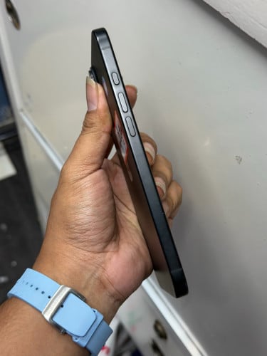 16 plus Lla 128g battery 100%