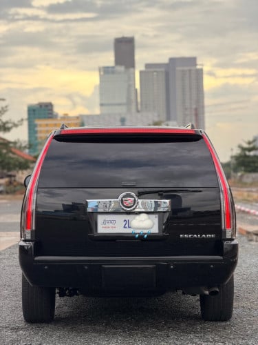 2008 Escalade ESV តួវែង
