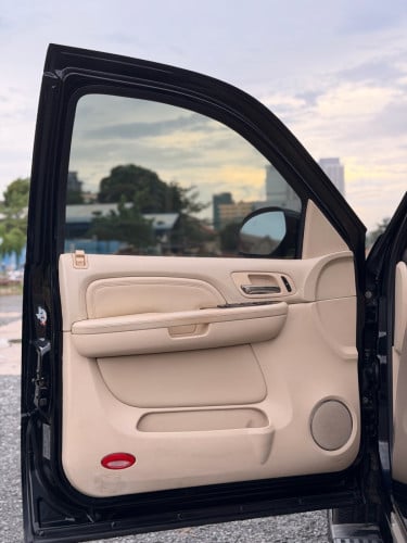 2008 Escalade ESV តួវែង