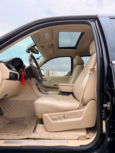 2008 Escalade ESV តួវែង