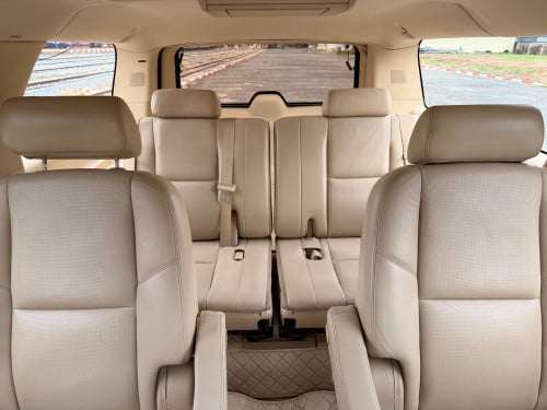 2008 Escalade ESV តួវែង