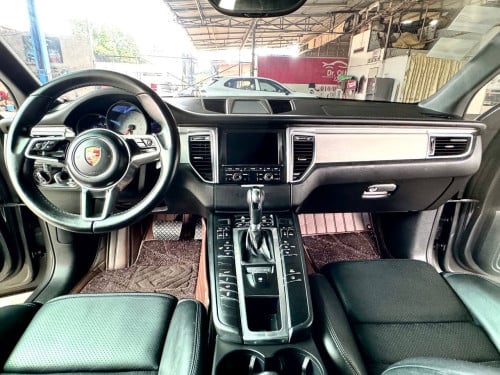2015 Porsche Macan S V6 Gasoline