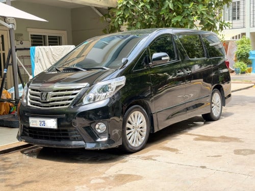 Alphard 2012 ឡើង VIP 7កោអ៊ី ស្អាត