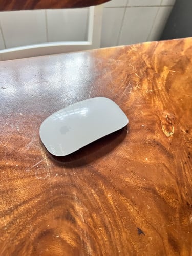 Apple Magic Mouse 2 (Wireless / Rechargeable) - Good Condition