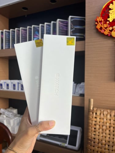 Apple Watch series 11 (42mm) 380$ ថ្មីប្រអប់