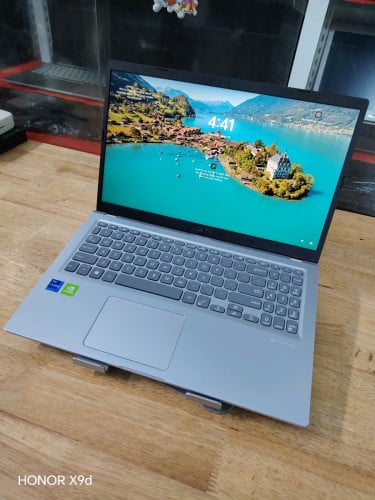 Asus​ i7(11Th) Ram 12GB M2 512GB VGA Nvidia 330MX 2GB Srecn 15.6'FHD