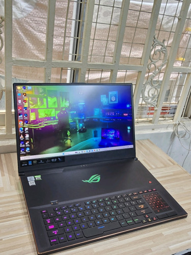 ASUS Zephyrus GX701LWS