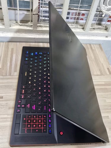 ASUS Zephyrus GX701LWS