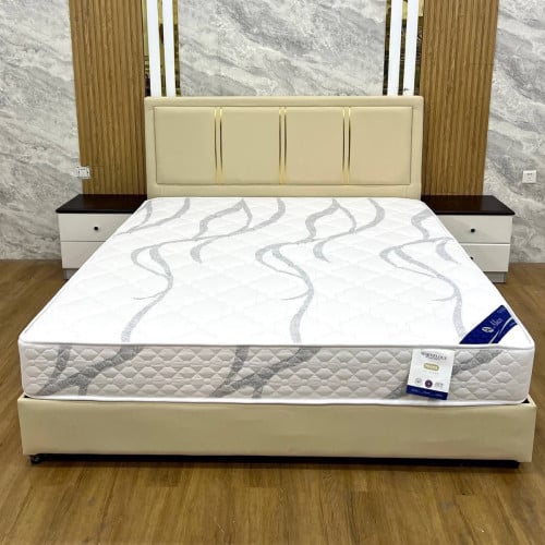 Bed 100%
