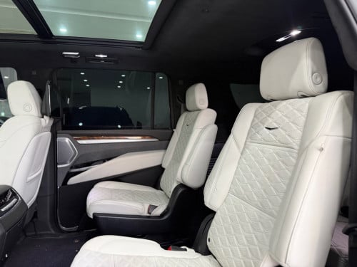 Cadillac Escalade ESV Sports platinum Black edition 2025 Full