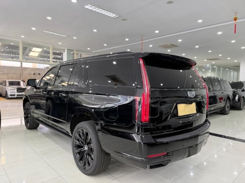Cadillac Escalade ESV Sports platinum Black edition 2025 Full