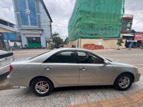 Camry 03 លក់
