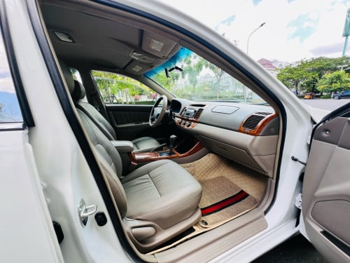 Camry LE 02 ឡានស្អាត រំលោះសុទ្ធបាន
