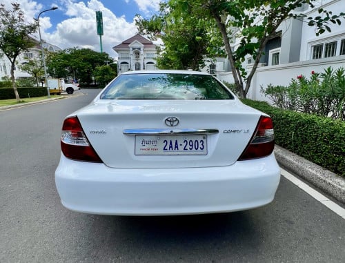 Camry LE 02 ឡានស្អាត រំលោះសុទ្ធបាន