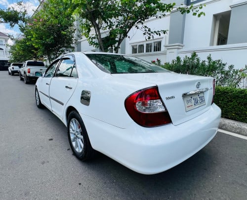 Camry LE 02 ឡានស្អាត រំលោះសុទ្ធបាន