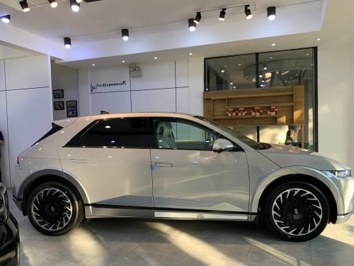 Clear Stock EV Car IONIQ5