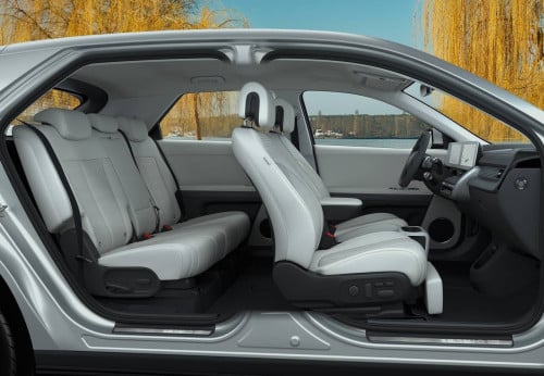Clear Stock EV Car IONIQ5