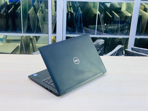 Dell Latitude 7390 13”FHD 1080