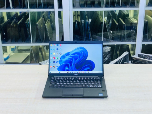 Dell Latitude 7390 13”FHD 1080