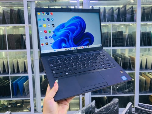 Dell Latitude 7390 13”FHD 1080