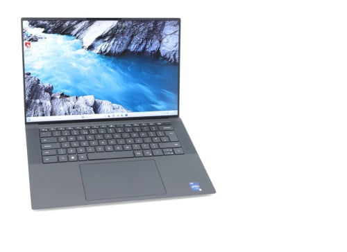 Dell Precision 5570 i7-12700H/32GB/512GB/RTX A1000/15.6 15.6 inch FHD+ 500nits /Win11 Pro Licensed.
