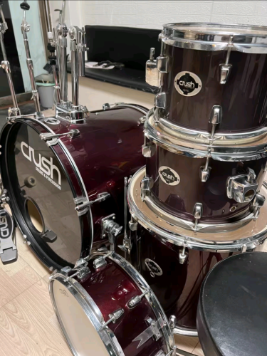 Drum set without cymbal 300$